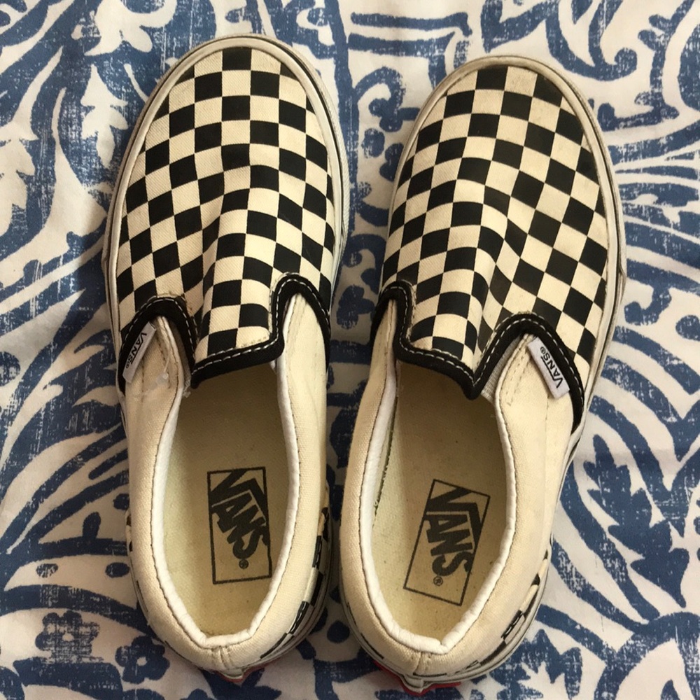 Kids black and white checker vans